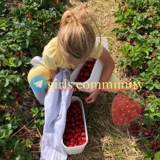 GIRL’S COMMUNITY