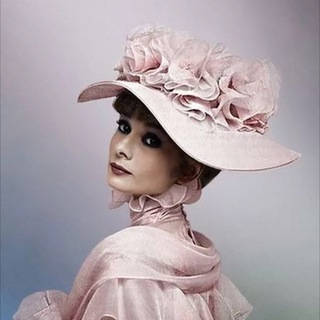 LADY IN STORIES