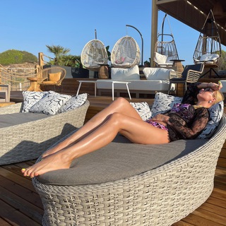 ELENA_GORGEOUS